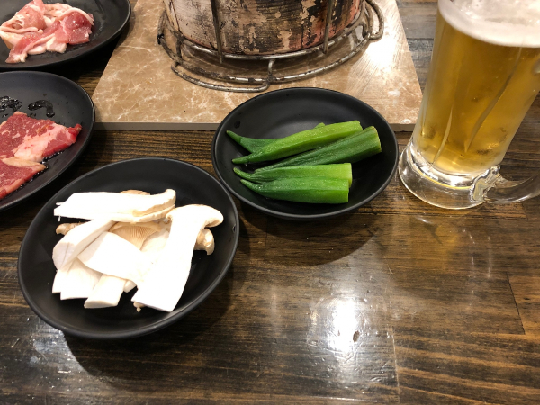 人妻と焼き肉